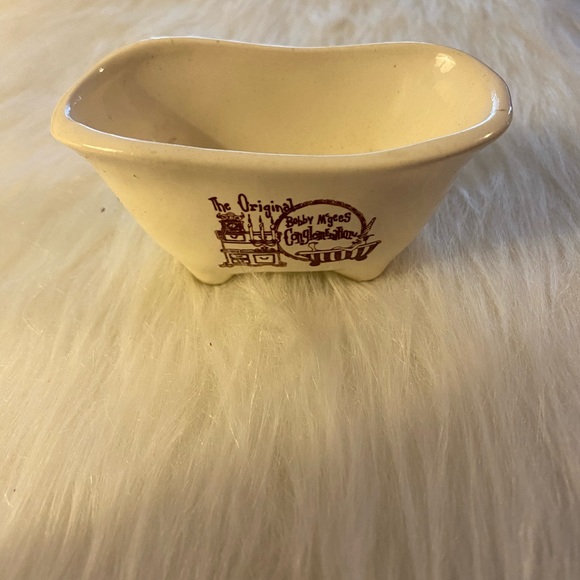 Original Bobby McGee Bath Tub - Picture 1 of 4